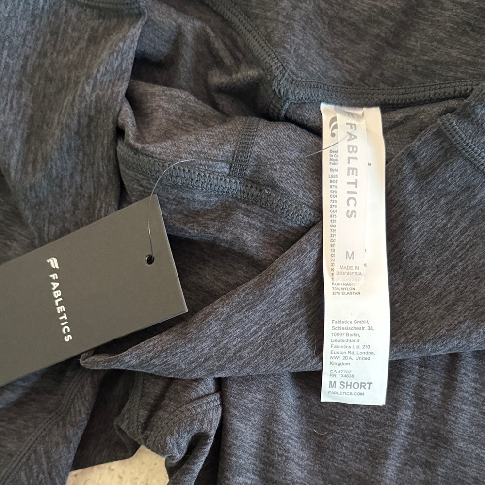 Fabletics HeatherFlex High-Waisted TLC Legging / M short / NWT - Picture 2 of 7